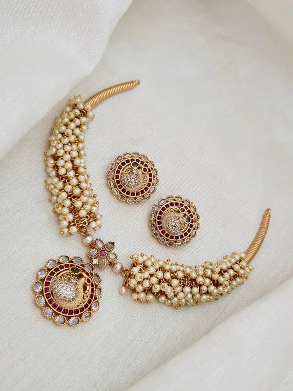 MOR_PEARL_NECKLACE_SET