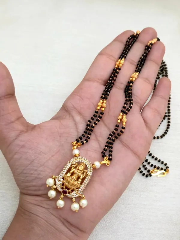 NEHA_TEMPLE_LONG_MANGALSUTRA