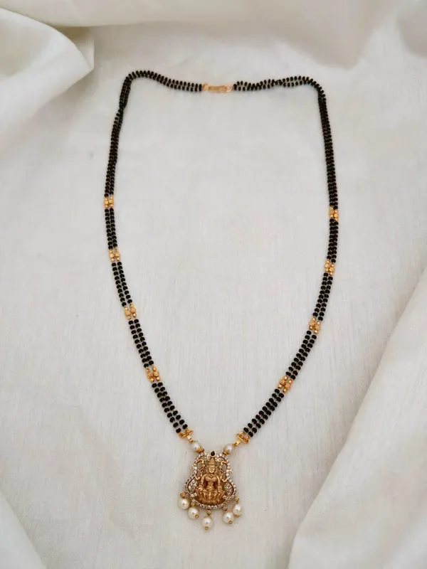 RYAN_TEMPLE_LONG_MANGALSUTRA