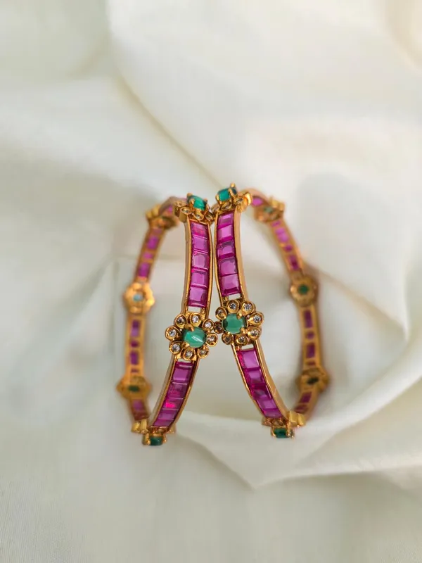 The_Vrinda_Kemp_Floral_Bangle