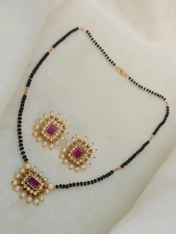 Sravani_Ruby_Mangalsutra_with_Studs