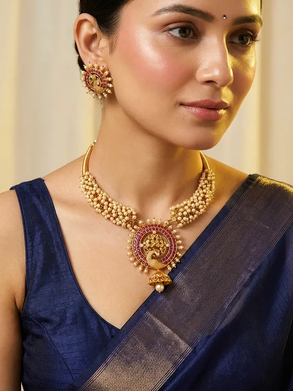 Mynasree_Pearl_Hasli_Necklace_Set