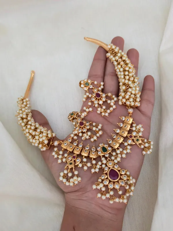 Guttapussulu_Pearl_Hasli_Necklace_Set
