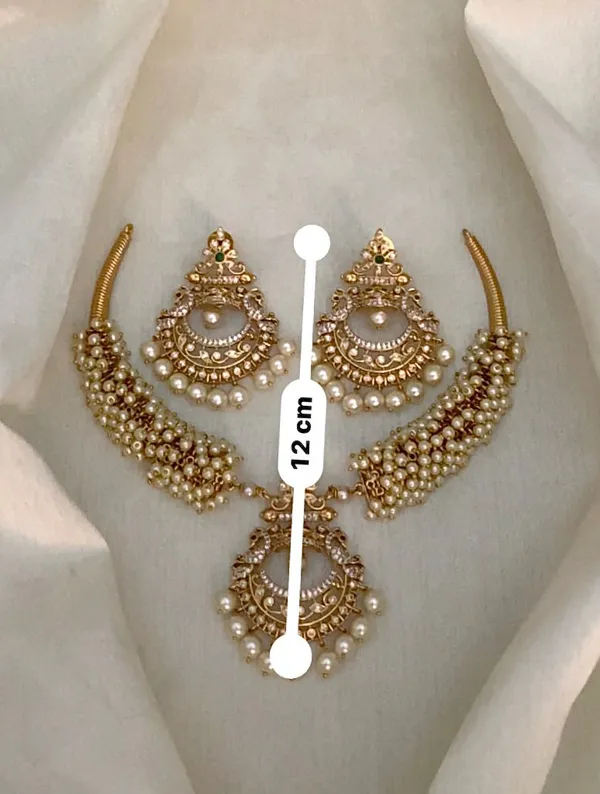Yashvi_Pearl_Hasli_Necklace_Set