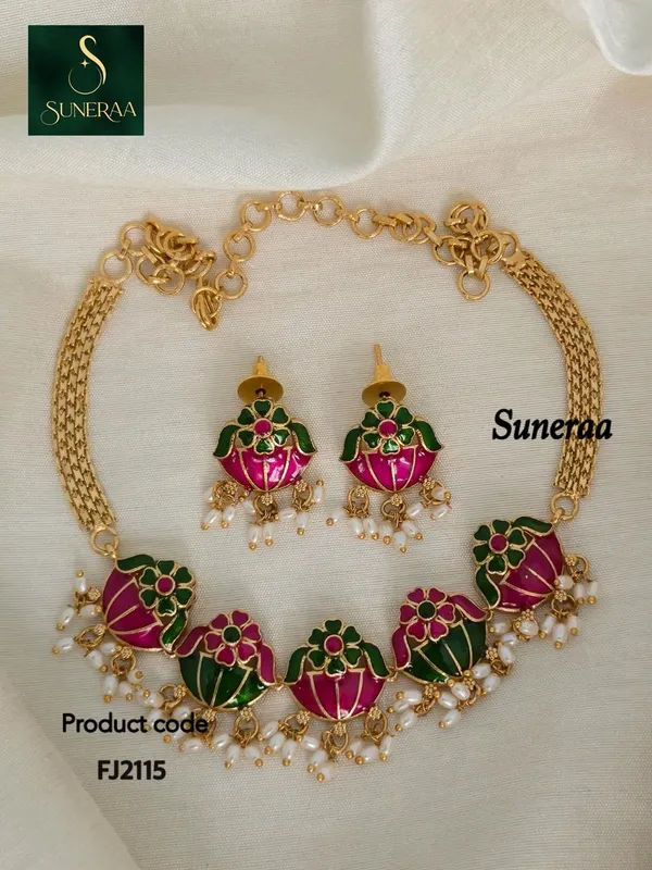 Pink_&_Green_Meenakari_Enamel_Choker_Set