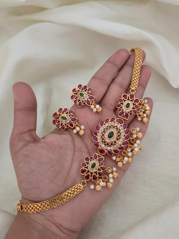 Traditional_Guttapusalu-Style_Choker_Set