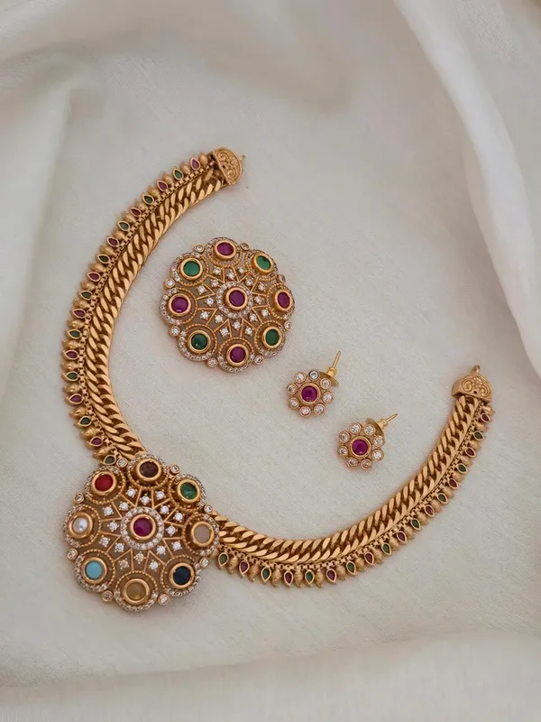 2_in_1__Floral_Necklace_Set