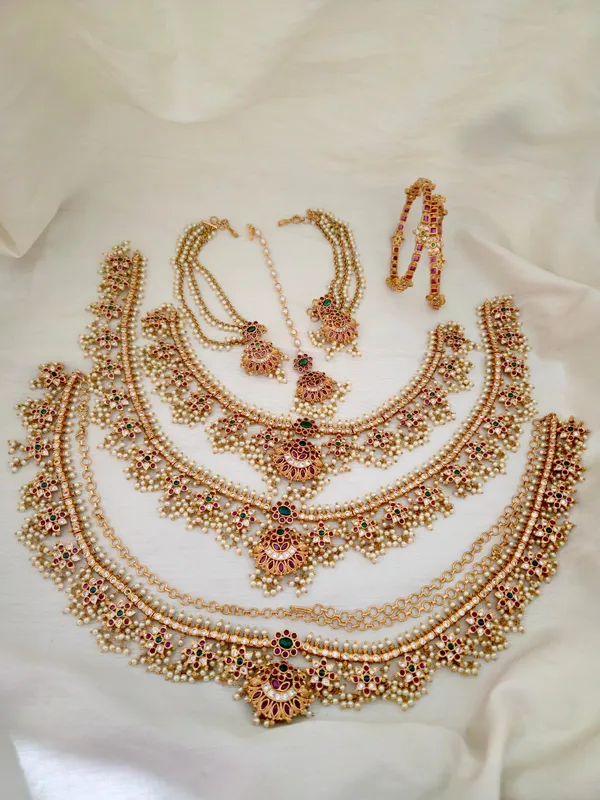 Guttapusulu_Full_-_Bridal_Set