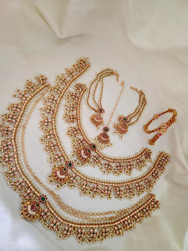 Guttapusulu_Full_-_Bridal_Set