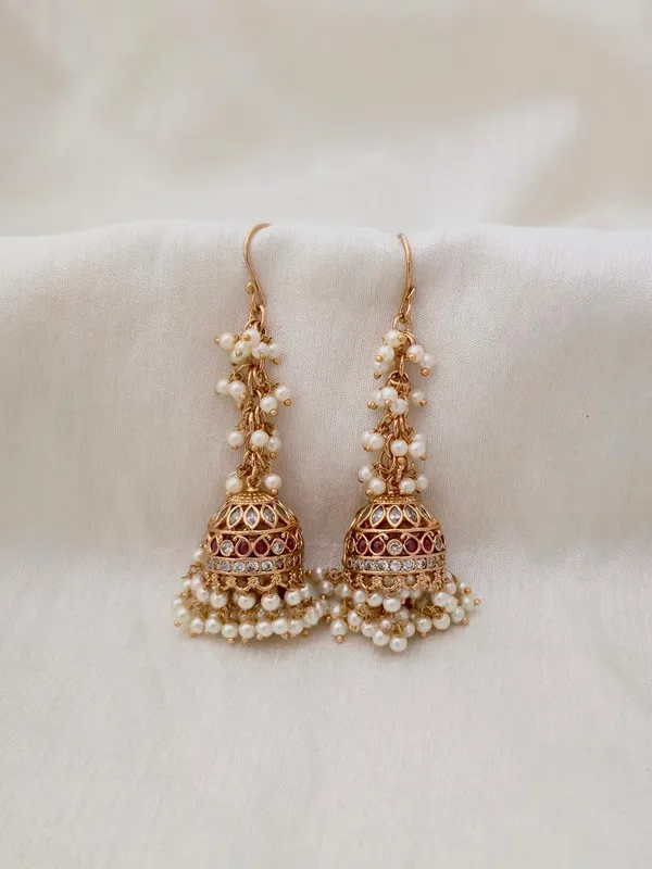 Pearl-Strand_Gold_Jhumka_Earrings