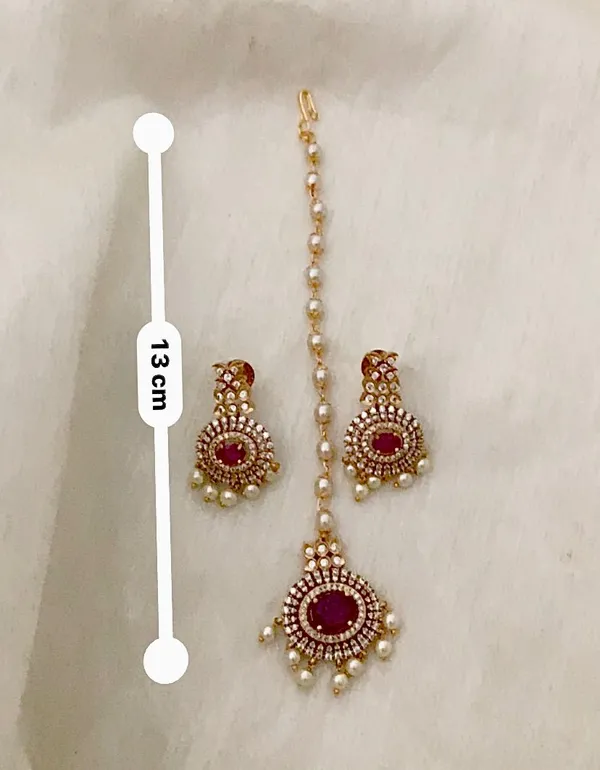 Pearl_&_Ruby_Studded_Maang_Tikka_and_Earrings_Set