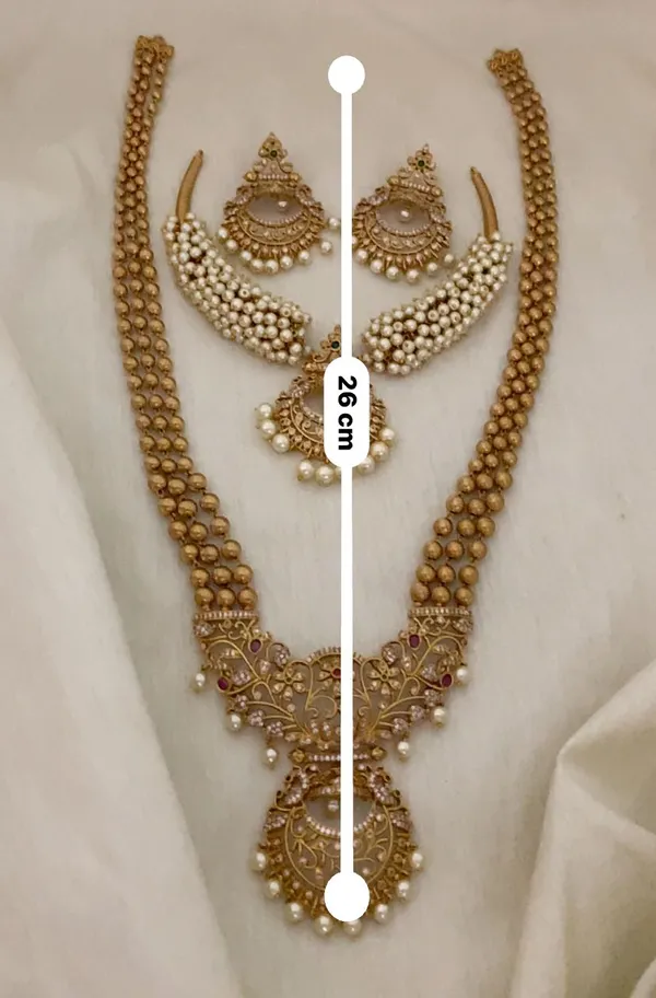 Sumiya_Long_Haram_&_Pearl_Choker