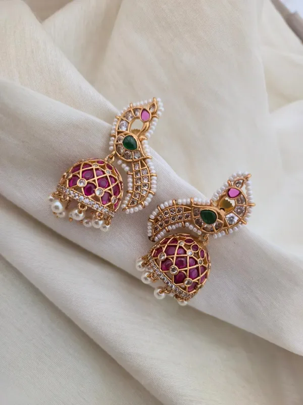 Nil_Pearl_-_Chid_Jhumkas