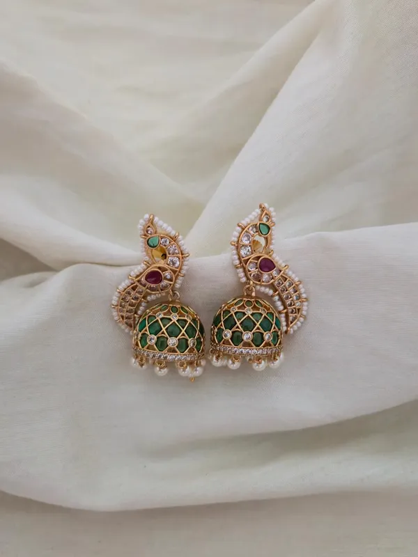 Nil_Pearl_-_Chid_Jhumkas