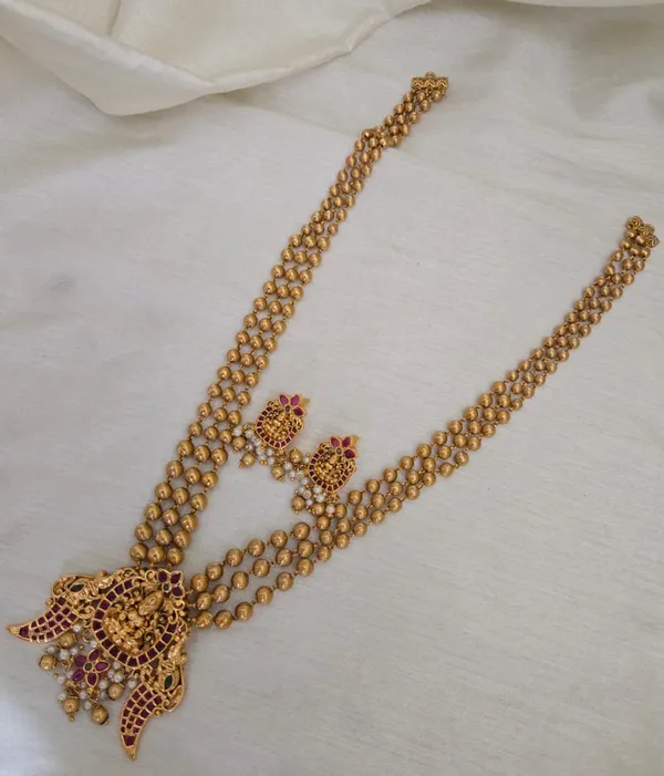 Traditional_Temple_Style_Layered_Haram_Set