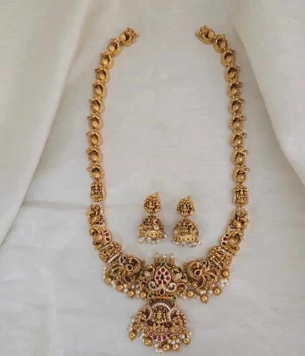 Grand_Lakshmi_&_Mayil_Bridal_Long_Haram_Set
