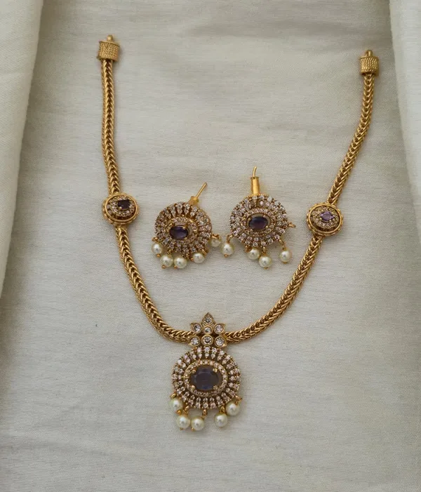 Aadhya_Antique_Hasli_Set