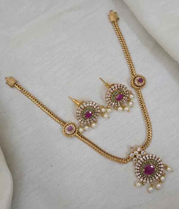 Aadhya_Antique_Hasli_Set