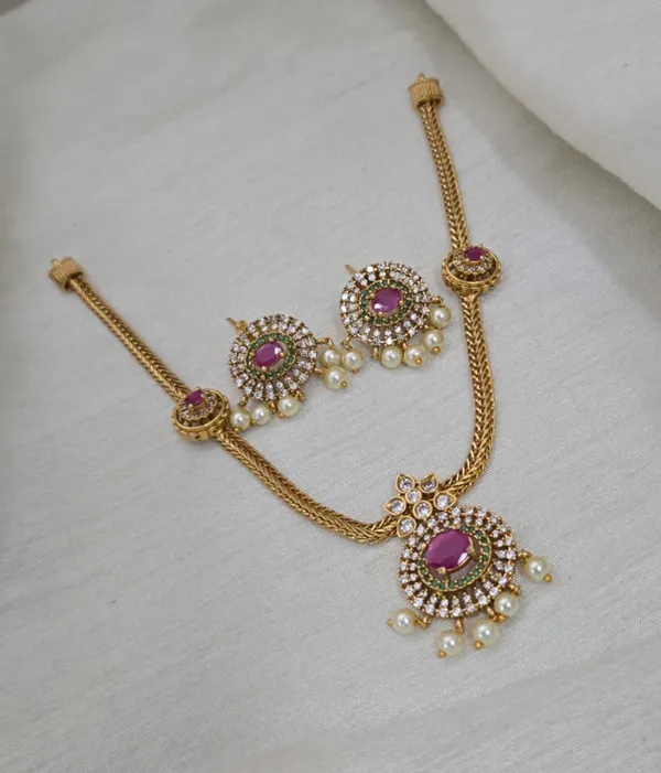 Aadhya_Antique_Hasli_Set