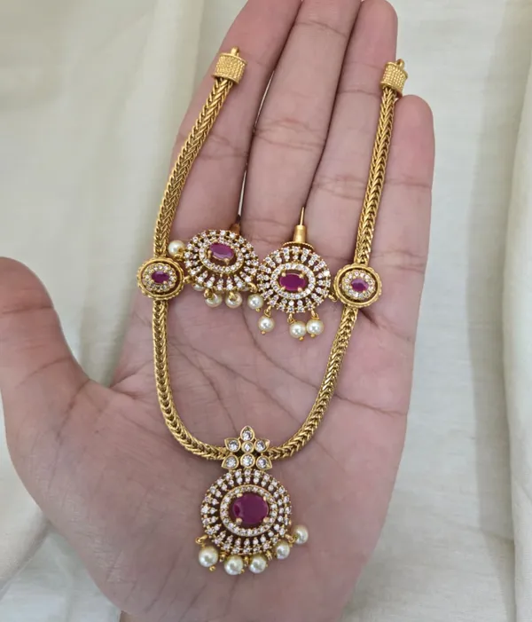 Aadhya_Antique_Hasli_Set