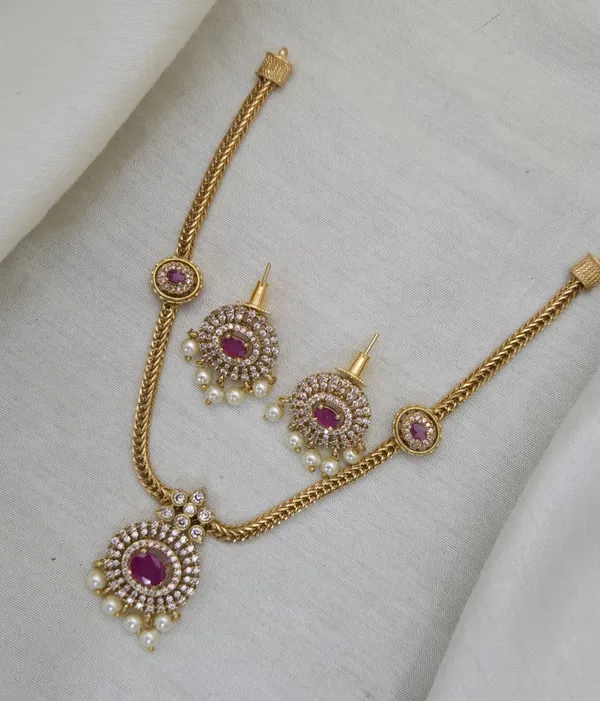 Aadhya_Antique_Hasli_Set