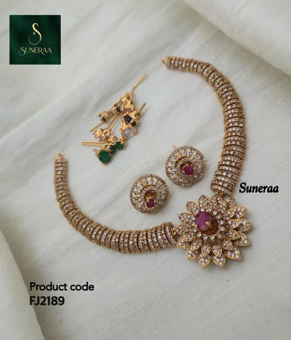 Floral_Delicate_CZ_Necklace_Set