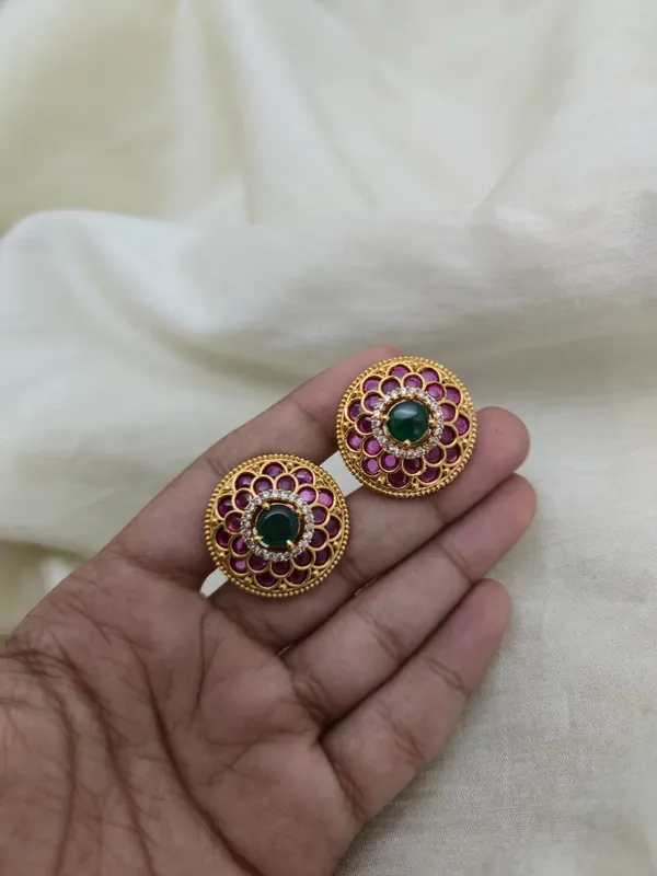 Naira_Floral_Pearl_Temple_Stud_Earrings