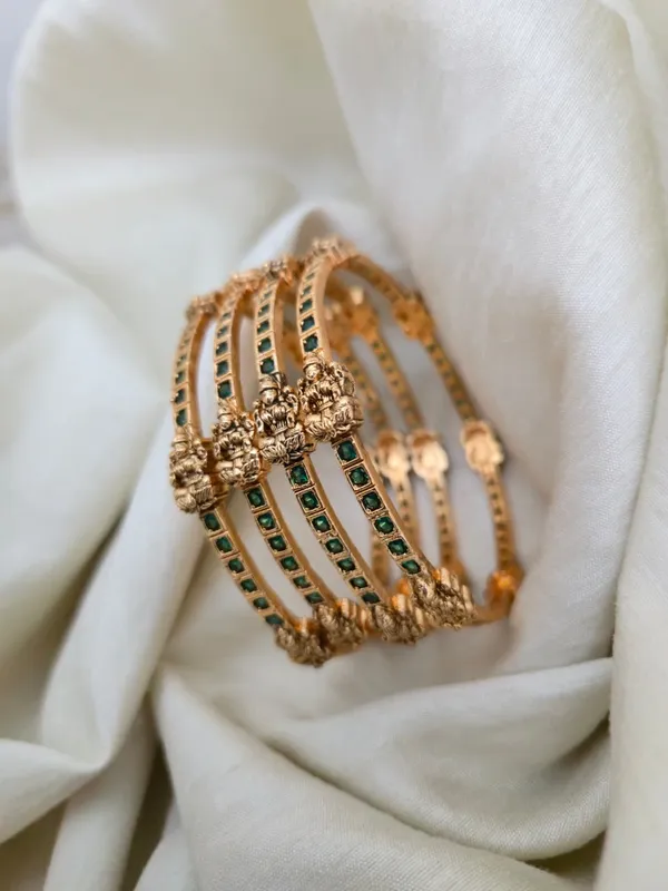 Seeta_Temple_Bangles_Set