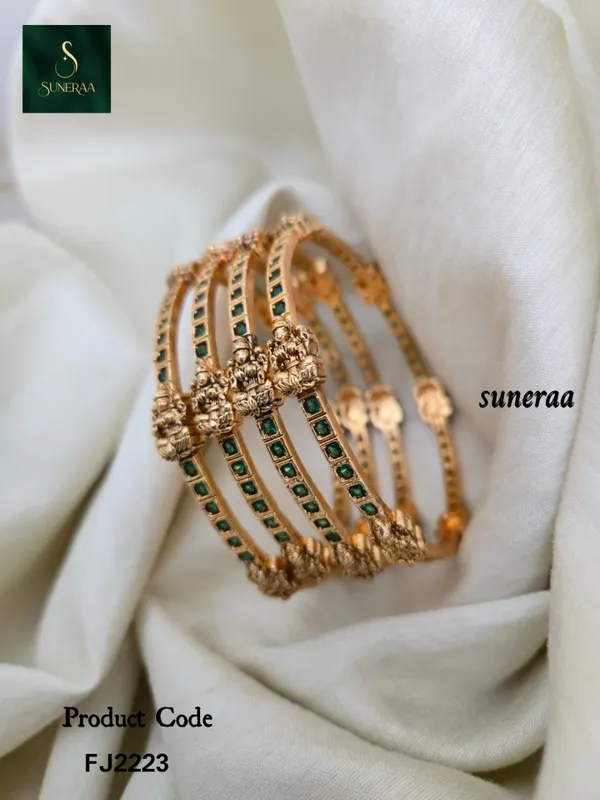 Seeta_Temple_Bangles_Set