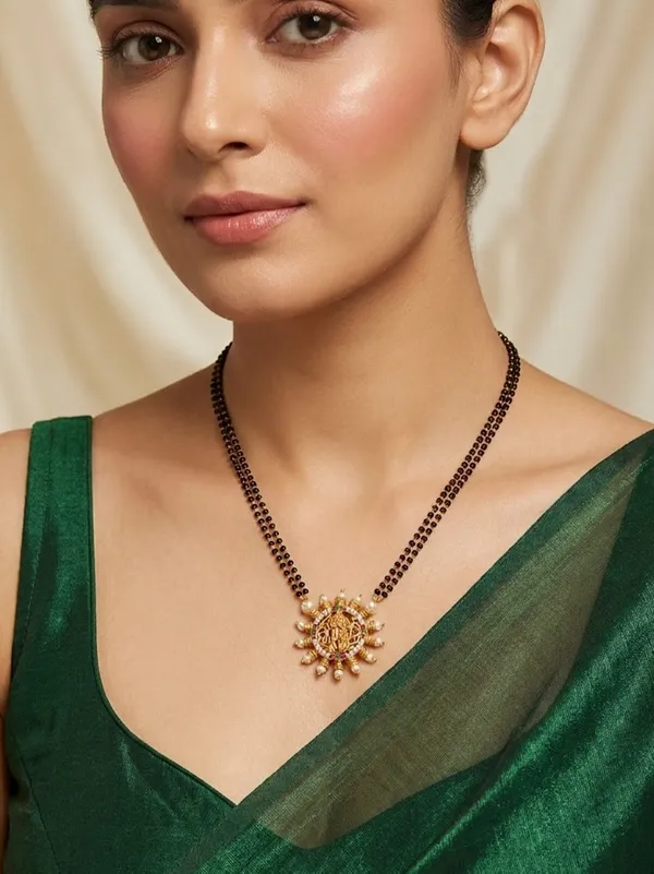 Antique_Gold_Temple_Black_Bead_Necklace
