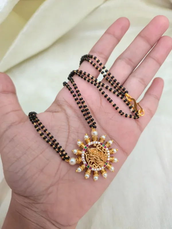 Antique_Gold_Temple_Black_Bead_Necklace