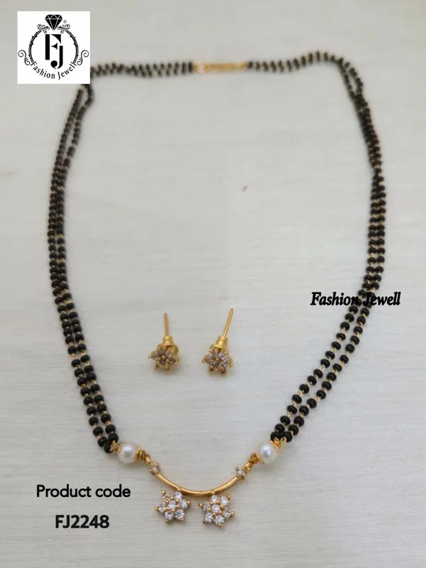 Oindrila_CZ_White_Black_Beads_Necklace_Set