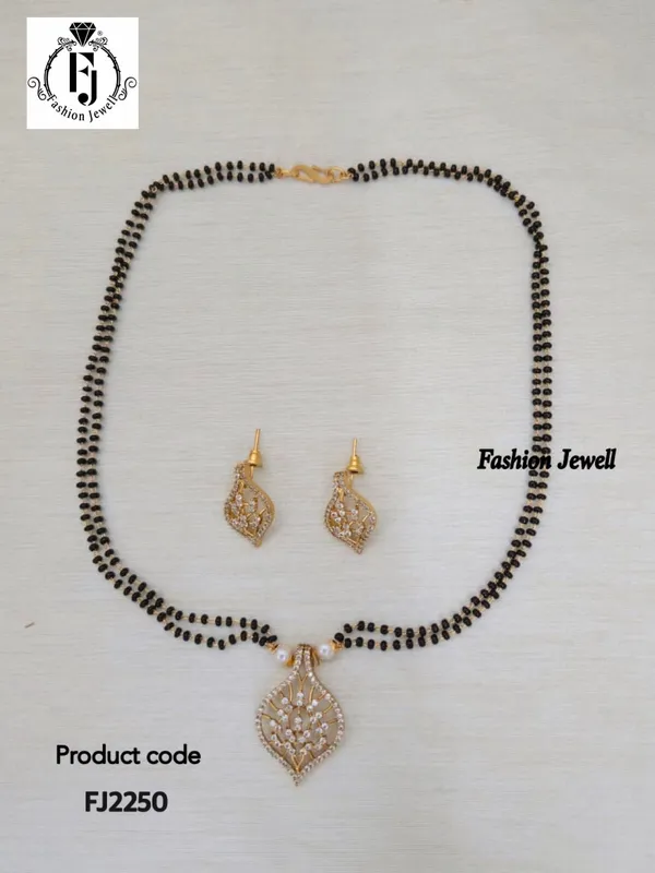 Devyani_CZ_White_Black_Beads_Necklace_Set