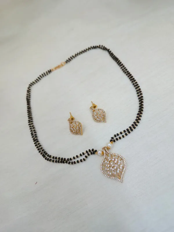 Devyani_CZ_White_Black_Beads_Necklace_Set