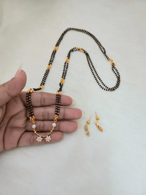 Samiksha_Long_White_Black_Beads_Necklace_Set