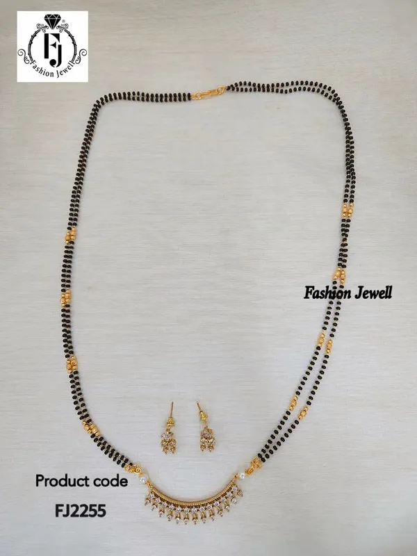 Meghna_Long_White_Black_Beads_Necklace_Set