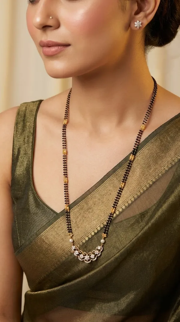 Eswari_Long_White_Black_Beads_Necklace_Set
