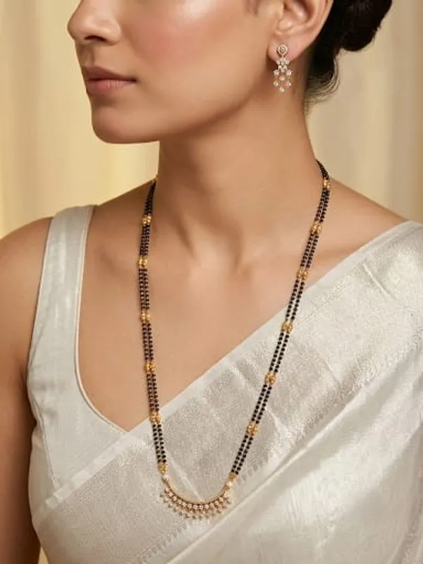 Tanvika_Long_White_Black_Beads_Necklace_Set