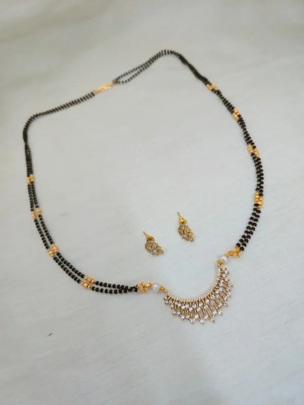 Rudra_Long_White_Black_Beads_Necklace_Set