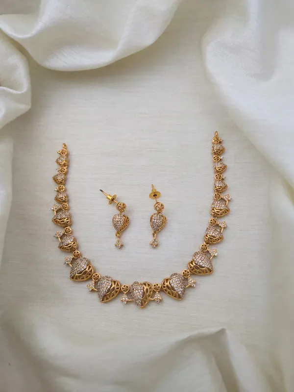 Aavi_Nakshatra_Necklace_Set