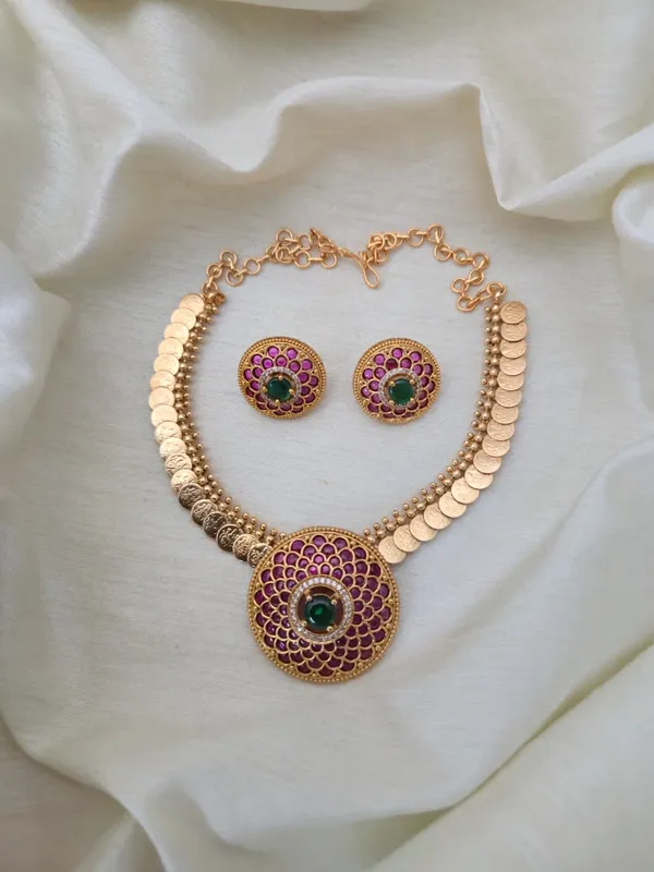 Kempu_Coin_Necklace_Set