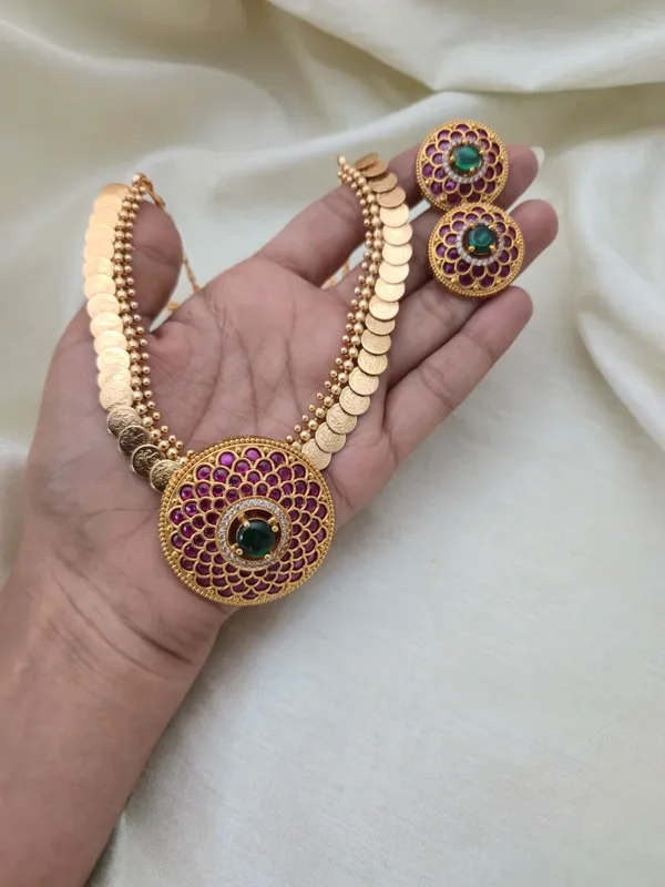 Kempu_Coin_Necklace_Set