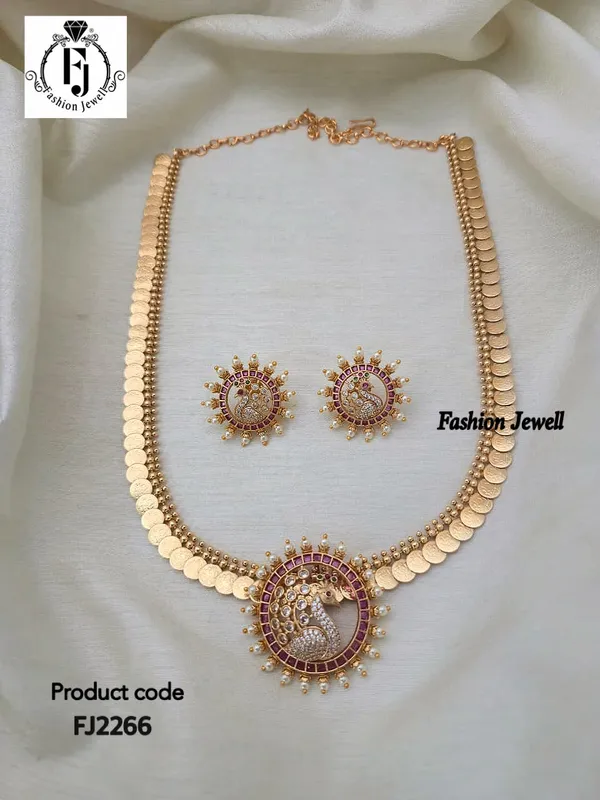 Vaidehi__Kaasu_Long_Necklace_Set