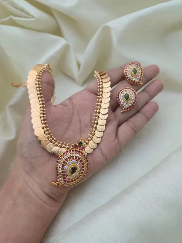 Manga_Kaasu__Necklace_Set