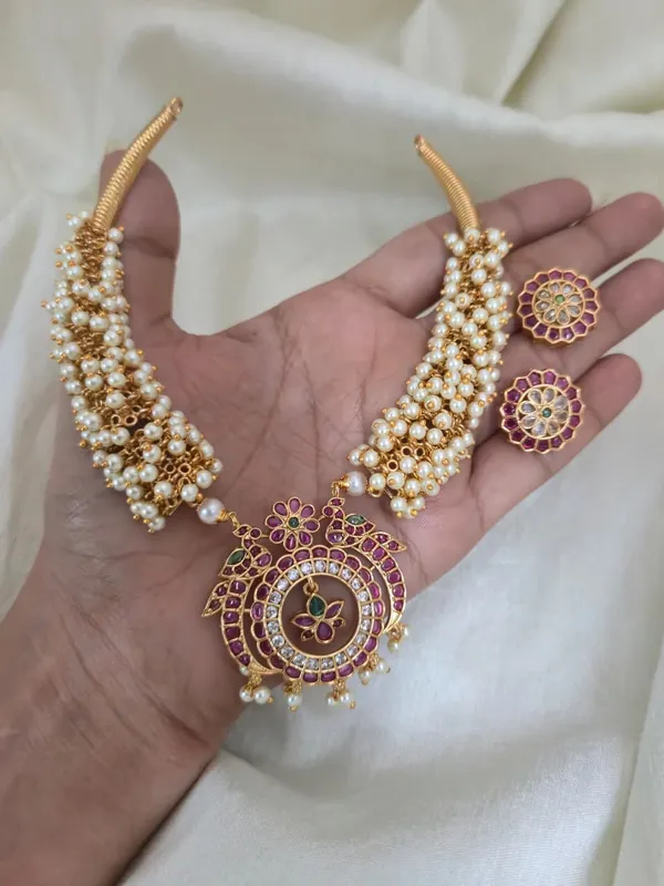 Padmini___Pearl_Cluster_Hasli_Necklace_Set