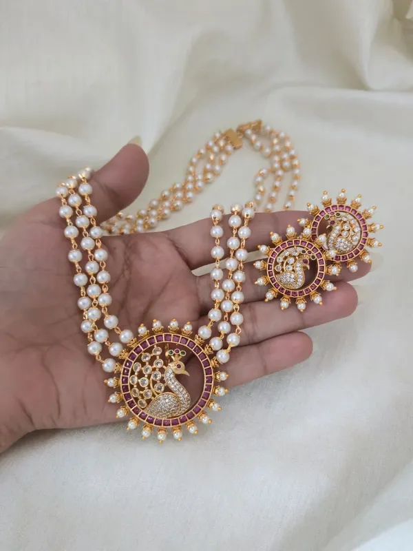 Sunburst_Triple_Layer_Pearl_Haram_Necklace_Set