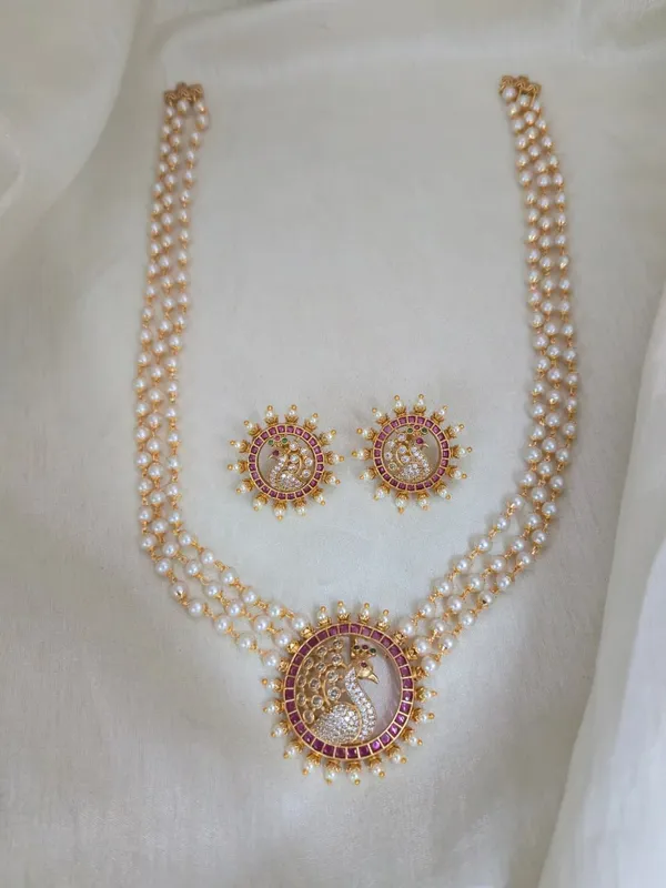 Sunburst_Triple_Layer_Pearl_Haram_Necklace_Set