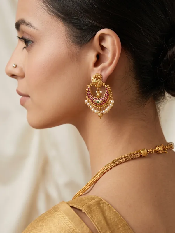 Kempu_With_Pearls_Statement_Necklace_Set