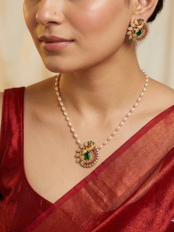 Ethnic_Pecock_Pendant_with_Pearl_Mala_set