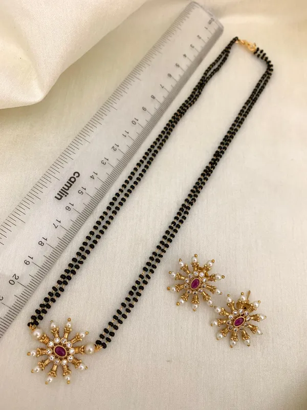 Simple_&_Elegant_Pendant_with_Mangalsutra_set